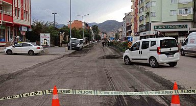Oltu'da yollar yeniden asfaltlanıyor