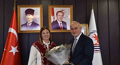 OMÜ'de devir teslim