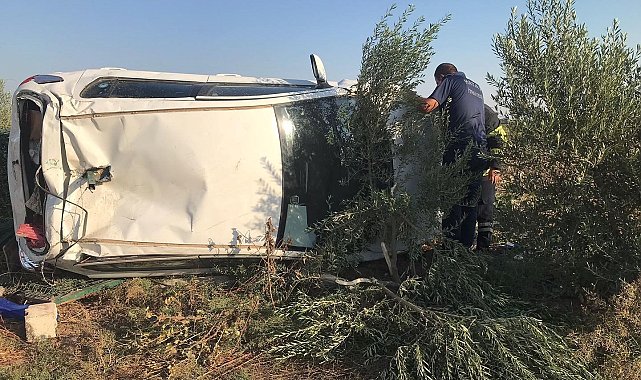 Otomobil şarampole devrildi: 2 yaralı