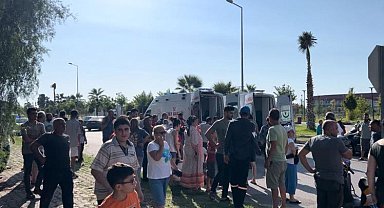 Otomobille çarpışan motosikletteki 2'si çocuk 3 kişi yaralandı