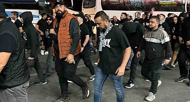 PAOK taraftarı stadyuma geldi