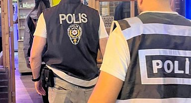 Polisin çalışmasında 2 aranan şahıs yakalanırken, 1 işletmeye işlem yapıldı