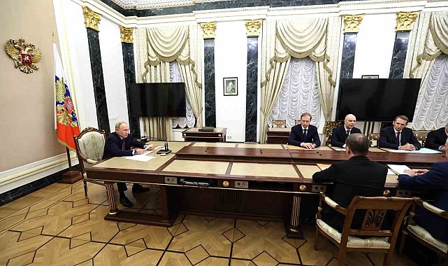 Putin'den, Batı'ya nükleer silah uyarısı