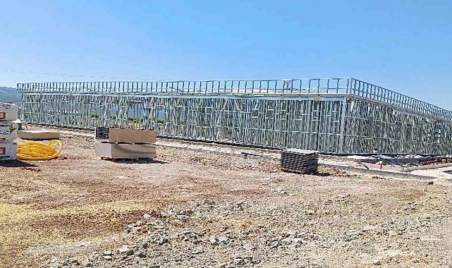 Şahin, Araban'a GASMEK ve Kadın Tekstil Atölyesi sözünü tuttu