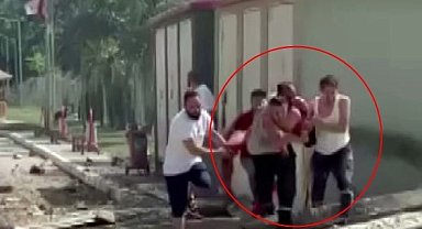 Sakarya'daki patlama sonrası ilk anlar: Yaralıyı böyle taşımışlar