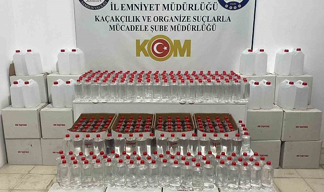 Samsun'da kaçak içki yapımında kullanılan 1 ton etil alkol ele geçirildi