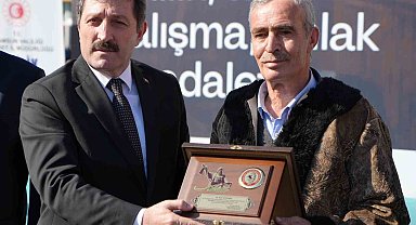 Samsun'da "yılın ahisi" yarım asırlık demirci oldu