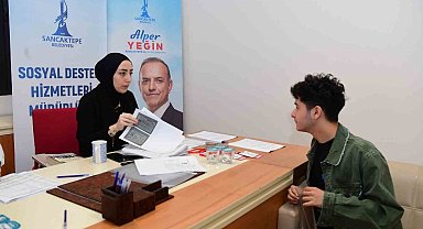Sancaktepe Belediyesi'nden üniversiteyi kazanan öğrencilere eğitim desteği