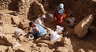 Şanlıurfa'da Göbeklitepe kadar eski Sayburç Ören Yeri'nde kazı çalışmaları sürüyor