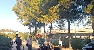 Scooter ile motosiklet çarpıştı, sürücüler yaralandı