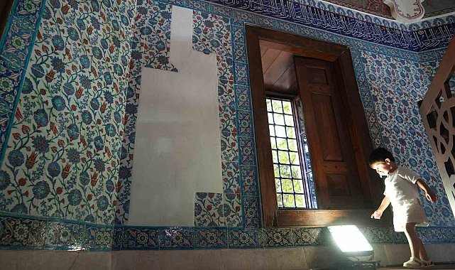 Şehzade Mustafa'nın türbesindeki çiniler 15 yıldır kayıp