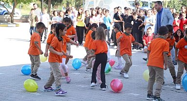 Selendi'de Eğitim Öğretim Haftası kutlandı