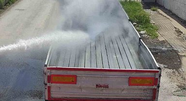 Sıcak demir yüklü tırda yangın