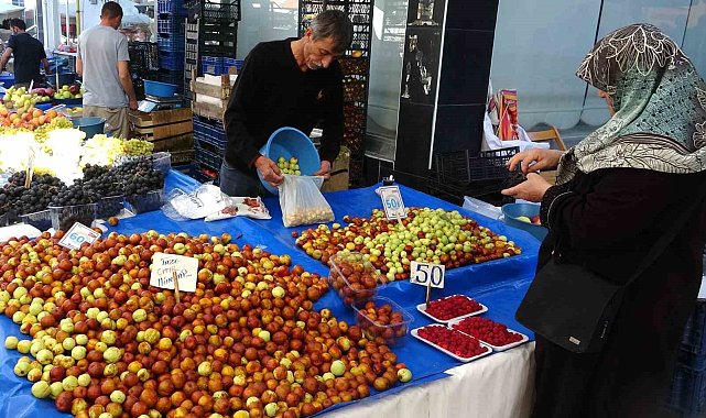 Şifa deposu hünnap tezgahlarda yerini aldı