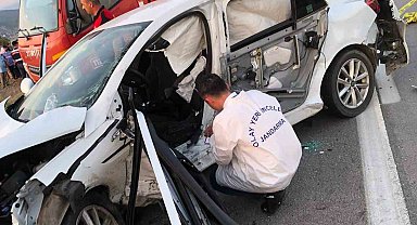 Sinop'ta iki otomobil kafa kafaya çarpıştı: 3 ölü, 4 yaralı