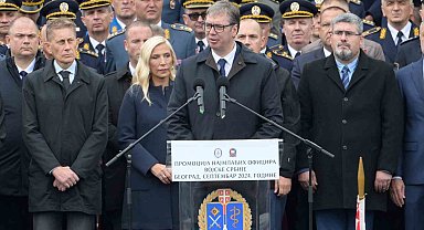 Sırbistan Cumhurbaşkanı Vucic'ten zorunlu askerlik uygulamasına onay