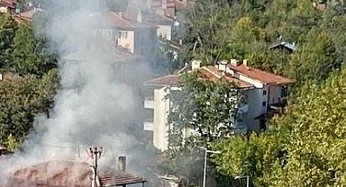 Sosyal tesiste çıkan yangın ekipler tarafından söndürüldü