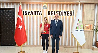 Şükrü Başdeğirmen: "Ispartalı bir çocuğumuzun bu başarıyı göstermesi son derece gurur verici"