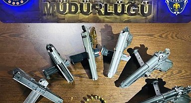 Şüpheli şahısların üzerinden 6 adet tabanca ele geçirildi