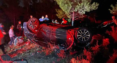 Takla atan otomobilin cam tavanından fırlayan sürücü ağır yaralandı
