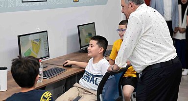 Talas'ın genç kaşifleri Teknofest'e hazırlanıyor