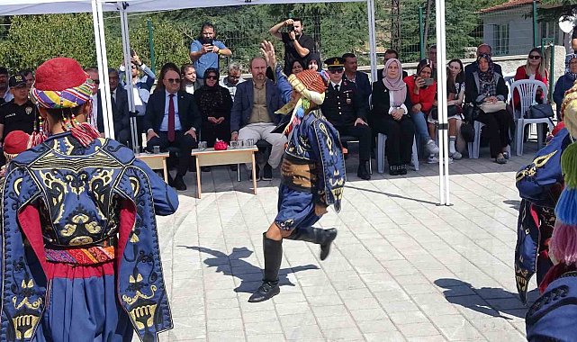 Tavşanlı'da İlköğretim Haftası kutlandı