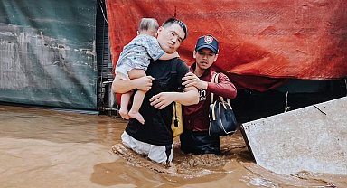 Tayland'da sel ve toprak kaymalarında bir ayda 33 kişi öldü
