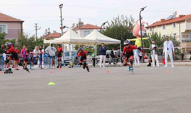 Tekerlekli Paten Türkiye Şampiyonası Karaman'da başladı