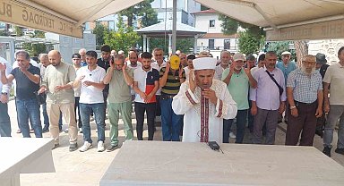 Tekirdağ'da Ayşenur Ezgi Eygi için gıyabi cenaze namazı kılındı