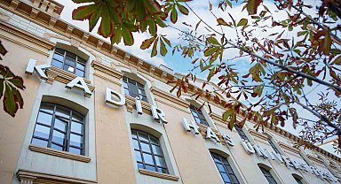 Tiyatro Ödülleri'nde Kadir Has Üniversitesi öğrenci ve mezunlarına ödül
