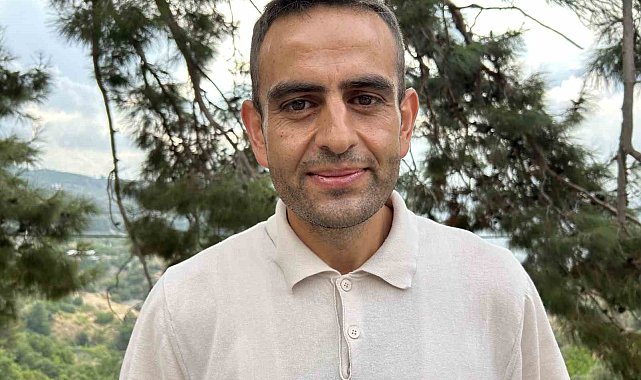 Toprağa gizlenen zehirli engerek kameraya yakalandı