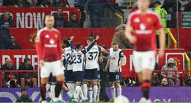 Tottenham, Manchester United deplasmanını 3-0 ile geçti