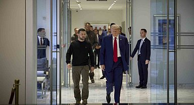 Trump, Ukrayna Devlet Başkanı Zelenskiy ile bir araya geldi