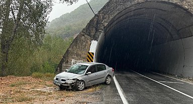 Tunceli'de sağanak yağış kazaya neden oldu