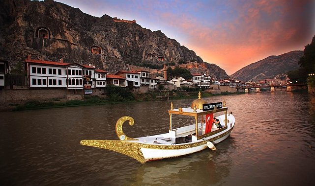 Turistlerin Türkiye hayranlığı The Guardian'da
