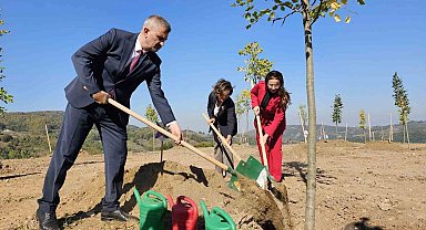 Türkiye ve Azerbaycan kardeşliği Gölcük'te pekişti