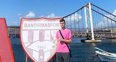 Umut Cem Akıncı Bandırmaspor'a transfer oldu
