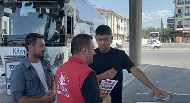 Üniversiteyi yeni kazanan öğrenciler otogarda karşılandı