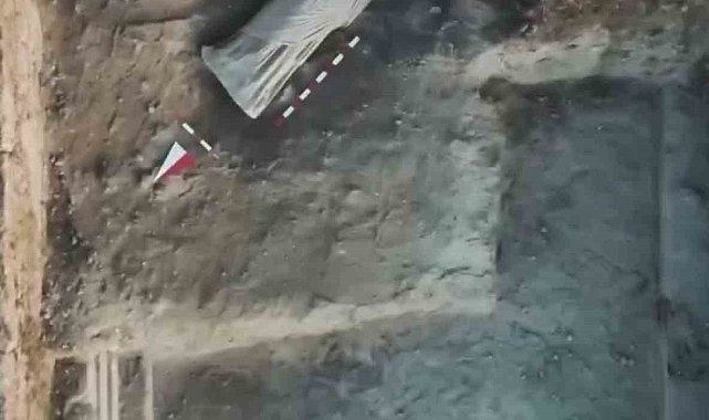 Uşak'ta Roma Dönemi'ne ait kadın heykeli bulundu