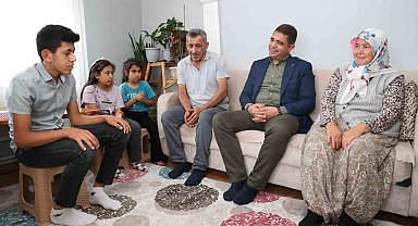 Vali Aslan, gazi ailesi ile buluştu