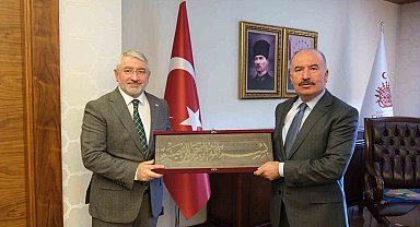 Vali Çalgan'a ilk ziyaret Başkan Aşgın'dan