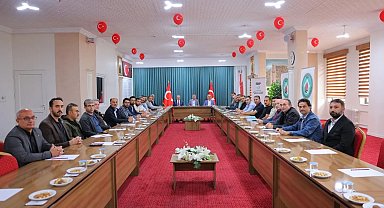 Vali Eldivan, Eğitime Destek Platformu toplantısına katıldı