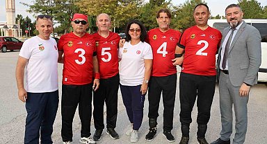 Vatan uğruna gözlerinden oldu, spor ile hayata tutundu