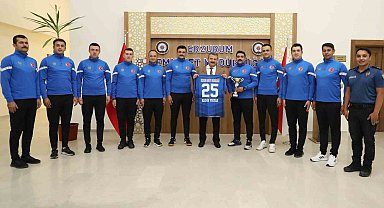 Voleybolda şampiyon Emniyet Müdürlüğü