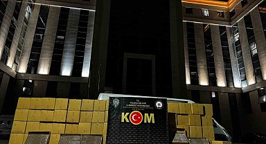 Yalova'da 1 milyon 500 bin adet dolu makaron ele geçirildi