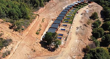 Yalova'da 25 kaçak yapı yıkıldı