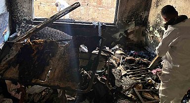 Yangında hasar görev ev temizlendi