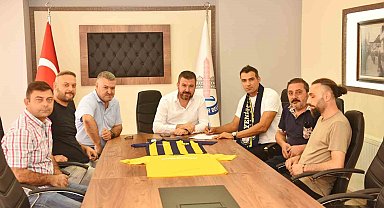 Yenişehir Belediyespor'da milli transfer
