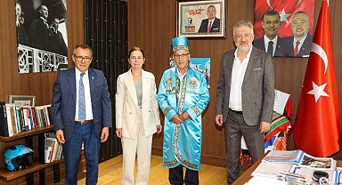 Yılın ahisinden Uşak Belediyesine ziyaret