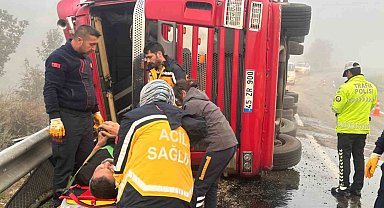 Yoğun sis kazaya sebep oldu: 1 yaralı